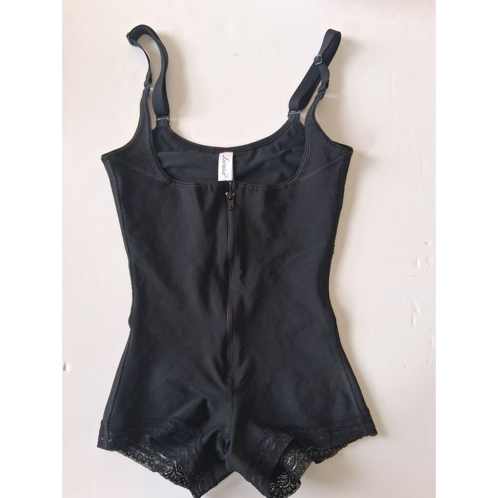 Leonisa M Shapewear Open Bust Firm Compression Body Suit Shaper Boyshort 018678N